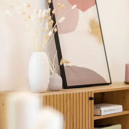 B72 Apartment *